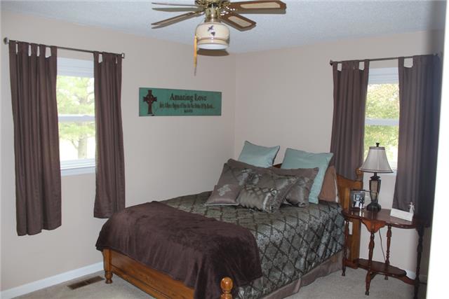 111 Church Cross Road Bell Buckle, TN 37020 - Photo 10 of 13 Master bedroom