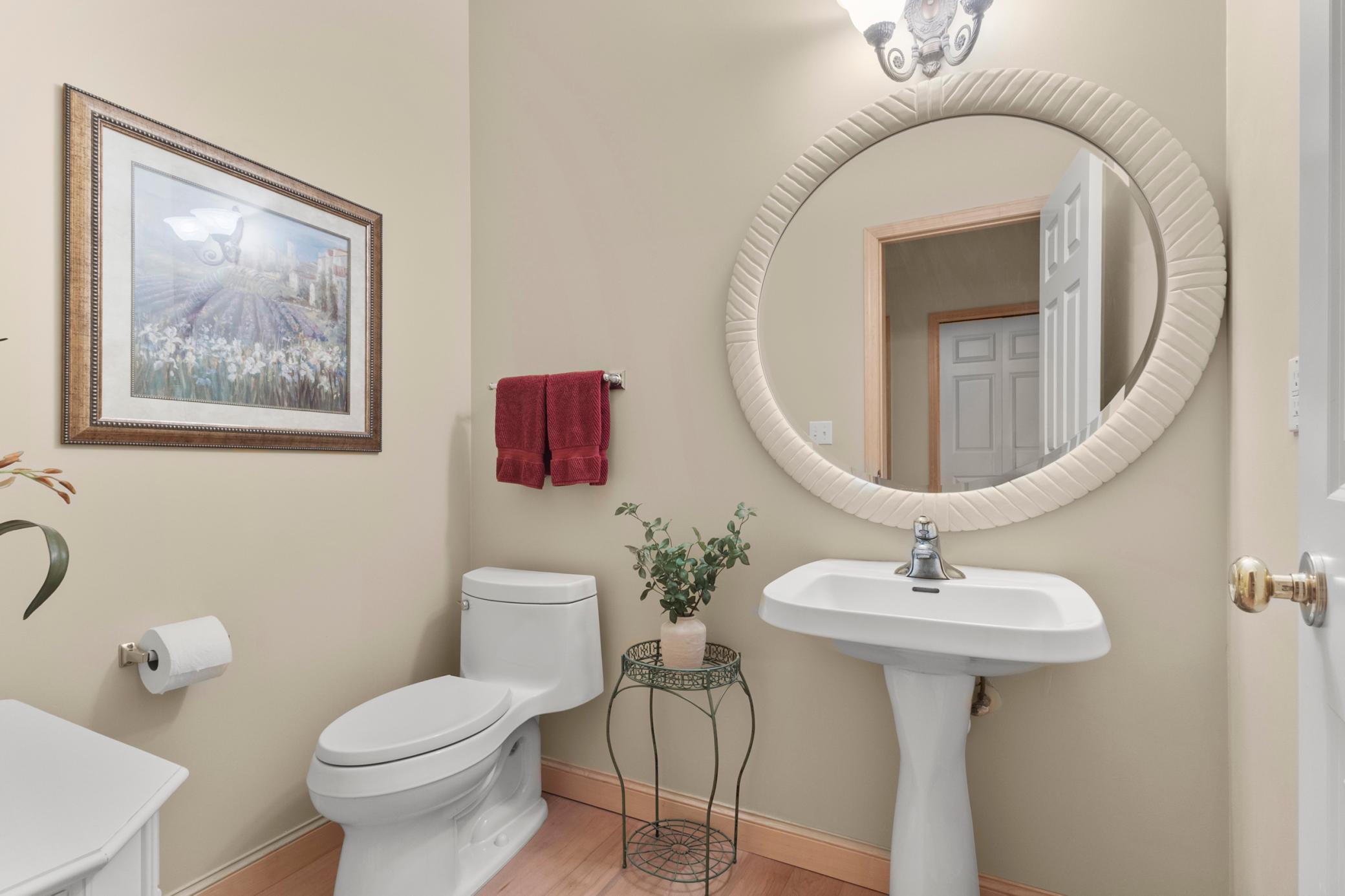 1530 Zarthan Avenue South, Unit 302 Minneapolis, MN 55416 - Photo 17 of 22