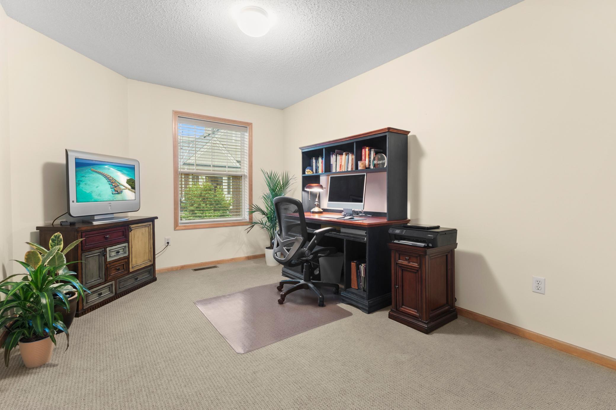 1530 Zarthan Avenue South, Unit 302 Minneapolis, MN 55416 - Photo 20 of 22