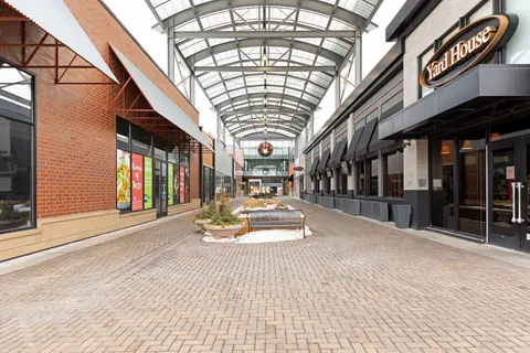 $375,000 | 1530 Zarthan Avenue South, Unit 302, St. Louis Park, MN 55416