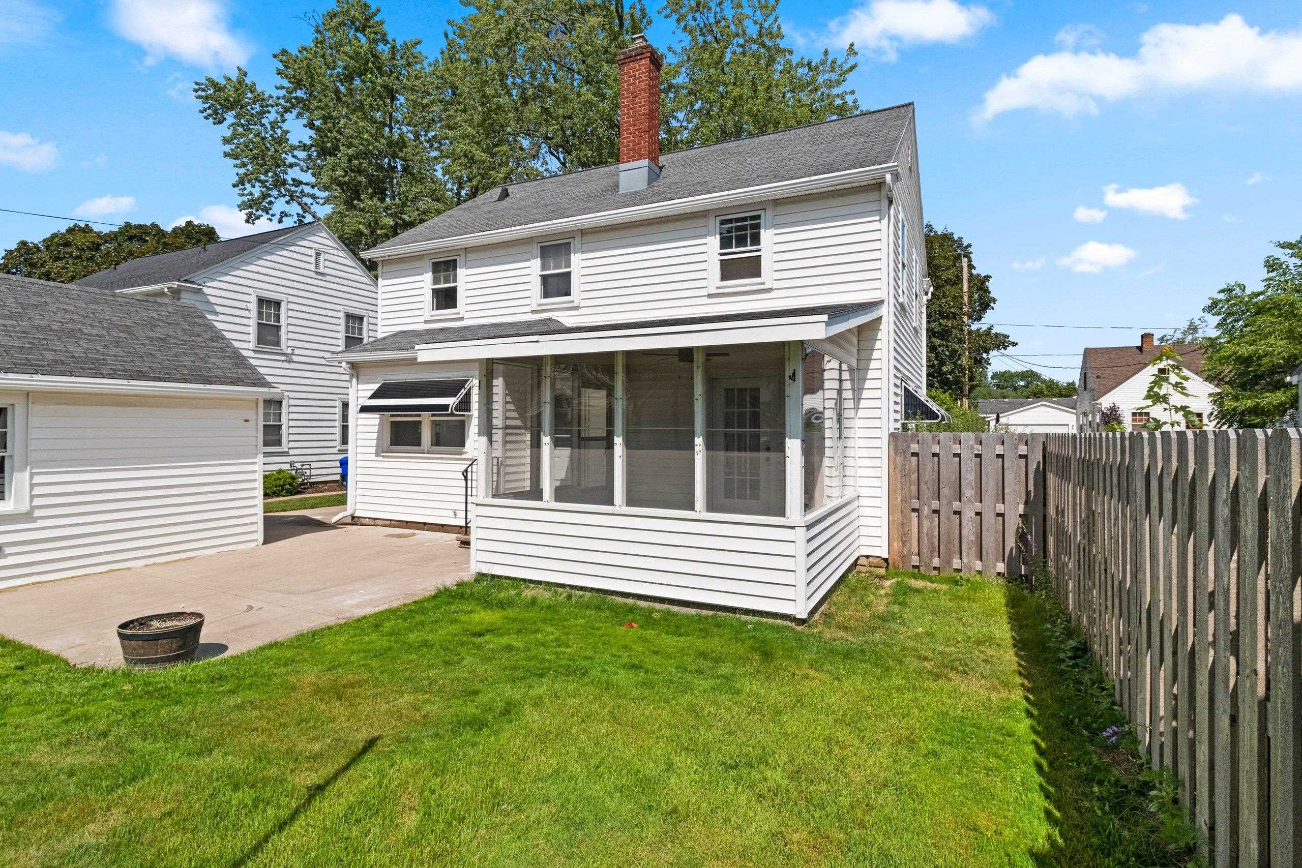 1727 North Clark Street Appleton, WI 54911 - Photo 9 of 42