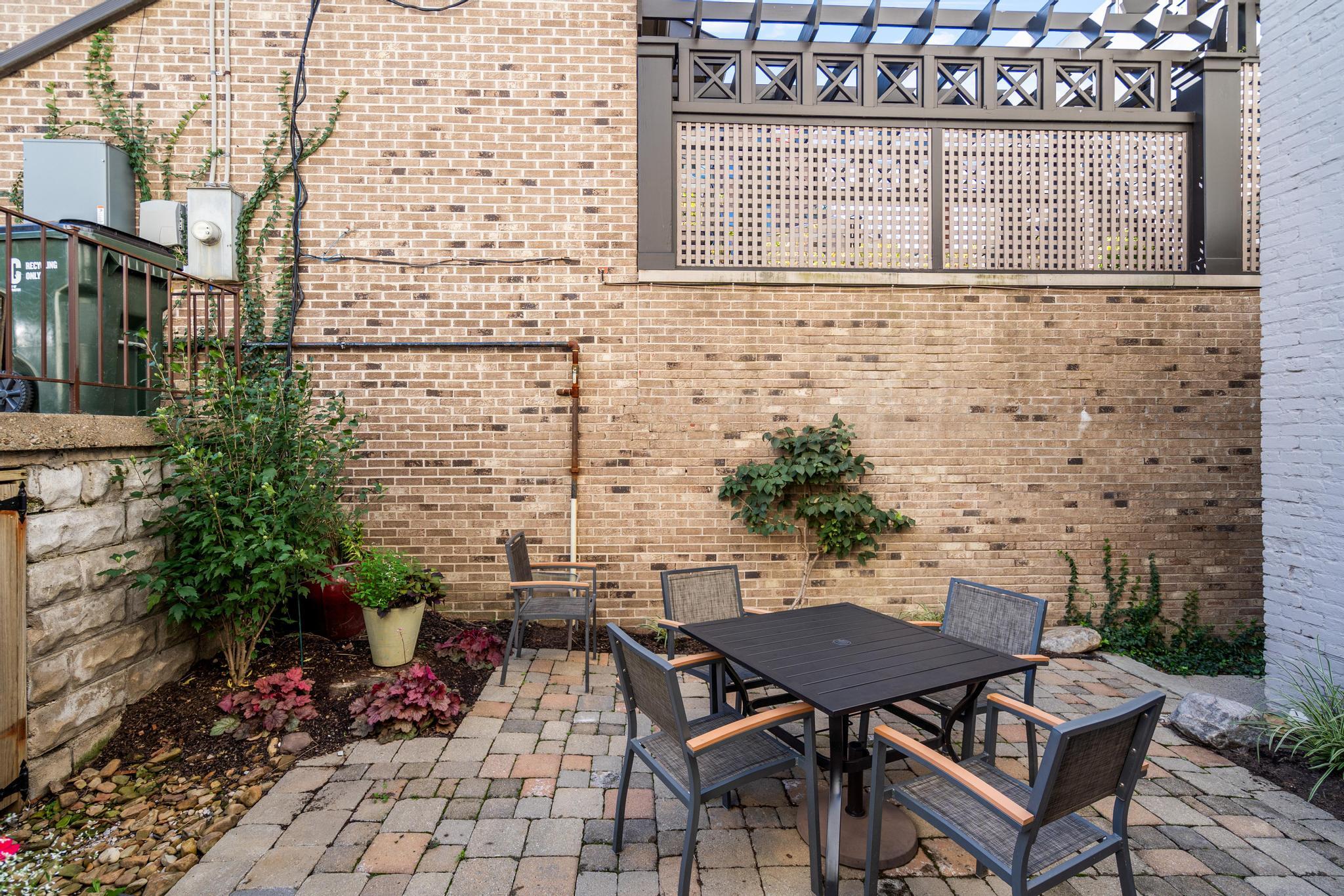225 Riverside Drive, Unit 1 Covington, KY 41011 - Photo 35 of 44