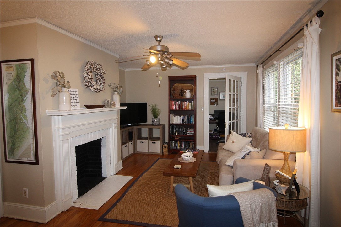 512 South Mechanic Street Pendleton, SC 29670 - Photo 4 of 25