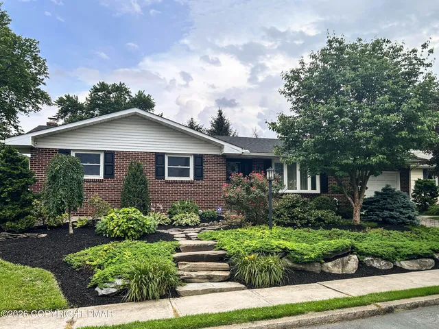 $575,000 | 345 South Whitfield Street, Nazareth, PA 18064