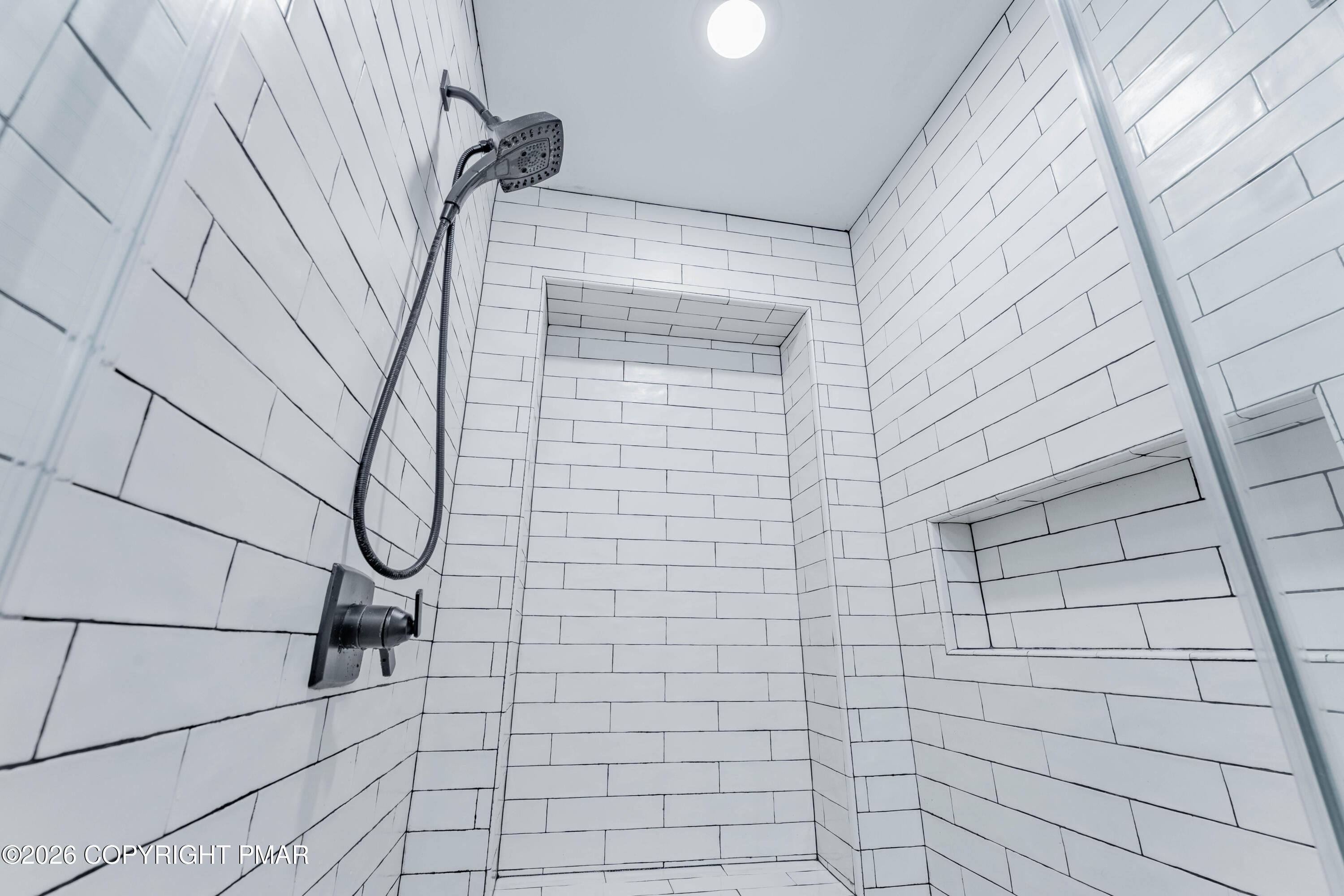 345 South Whitfield Street Nazareth, PA 18064 - Photo 18 of 30 345 S Whitfeild Street-19