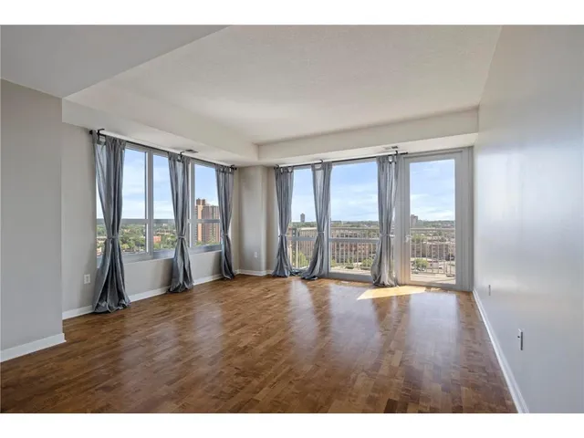 $1,695 | 929 Portland Avenue, Unit 1006, Minneapolis, MN 55404
