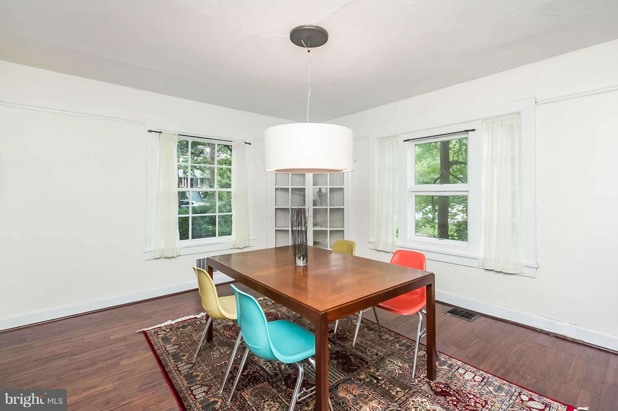 4819 Keswick Road Baltimore, MD 21210 - Photo 7 of 28 a workspace with furniture and window
