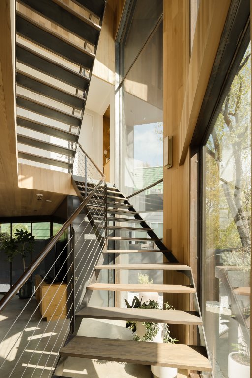 2302 East 11th Street Austin, TX 78702 - Photo 15 of 40 a view of entryway