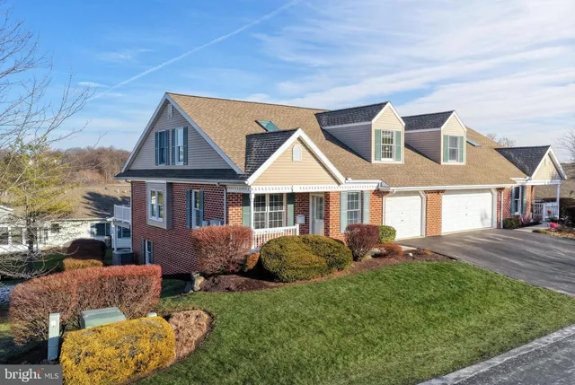 $314,900 | 4 Blue Mountain Vista, Mechanicsburg, PA 17050
