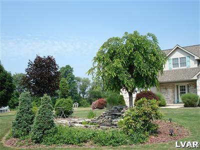 231 Kellington Road Wind Gap, PA 18091 - Photo 6 of 48 a backyard of a house with lots of green space