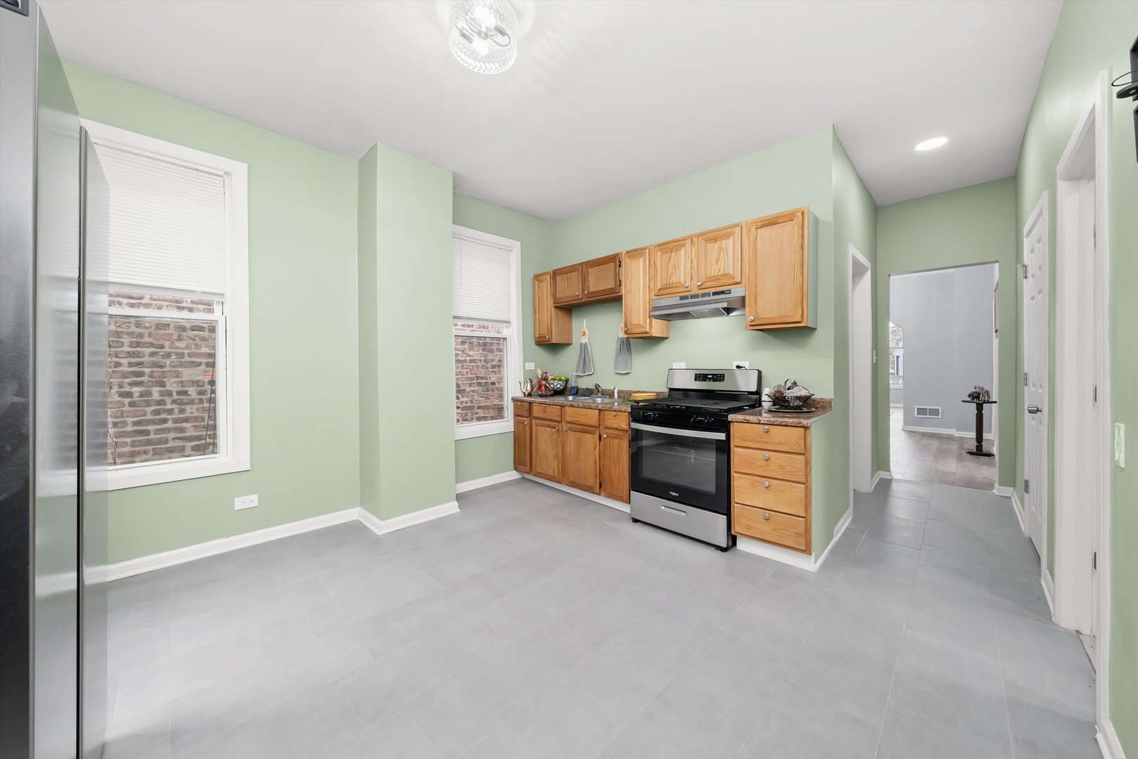 5635 South May Street Chicago, IL 60621 - Photo 15 of 35 Gallery Image 15