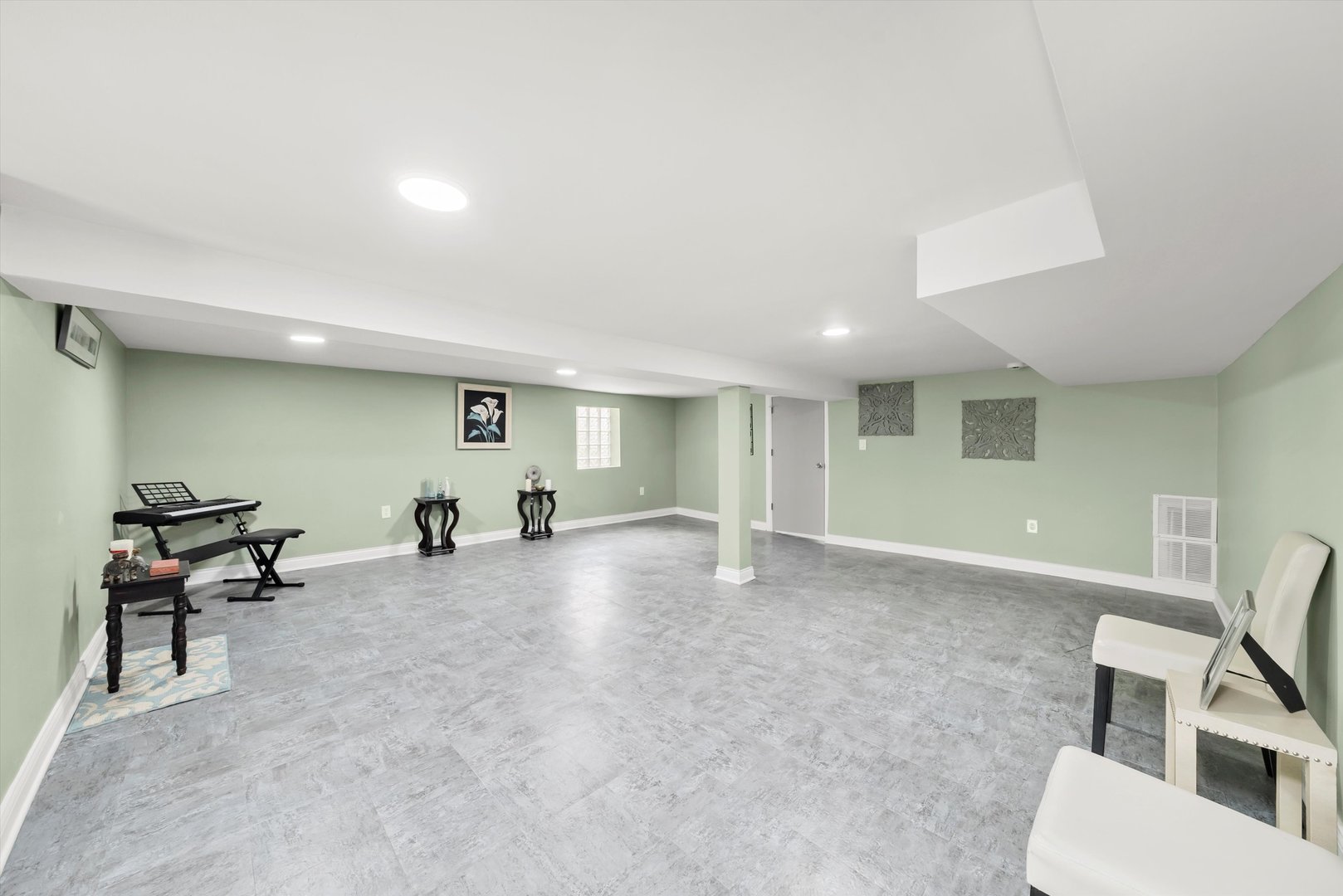 5635 South May Street Chicago, IL 60621 - Photo 22 of 35 Gallery Image 22
