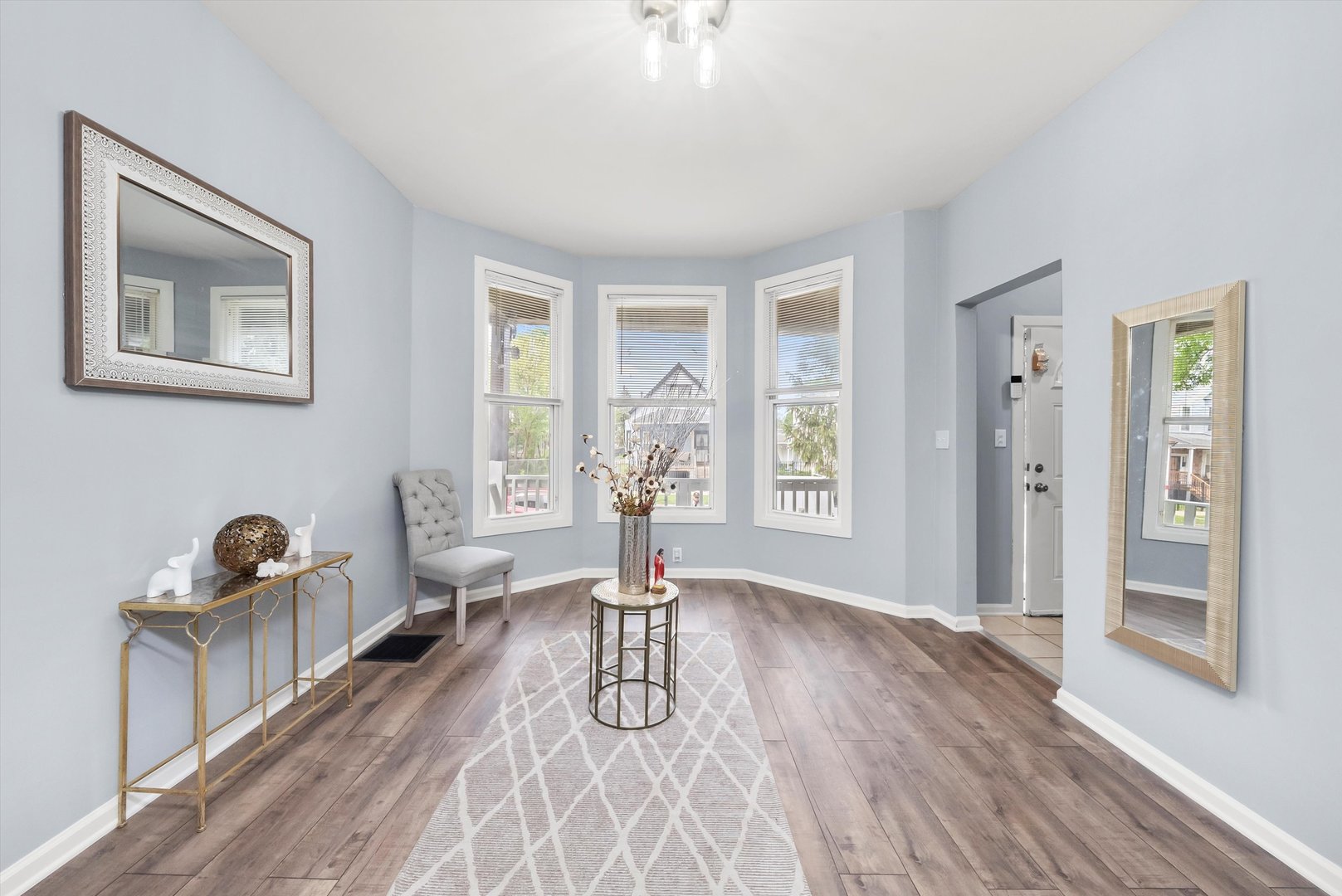 5635 South May Street Chicago, IL 60621 - Photo 6 of 35 Gallery Image 6