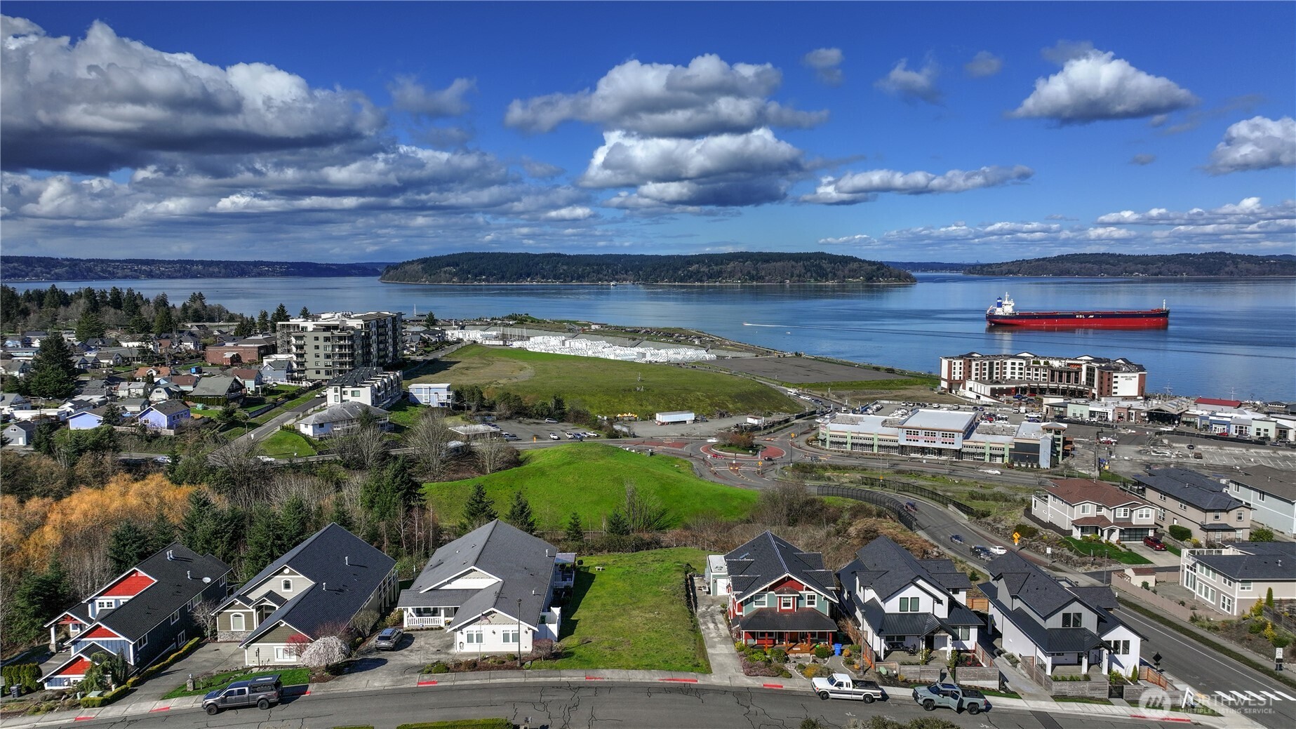 5313 North Commercial Street Ruston, WA 98407 - Photo 20 of 35 a view of a city