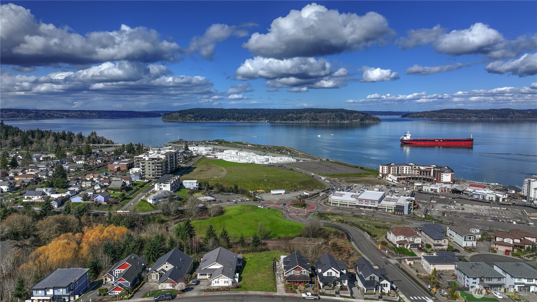 5313 North Commercial Street Ruston, WA 98407 - Photo 3 of 35