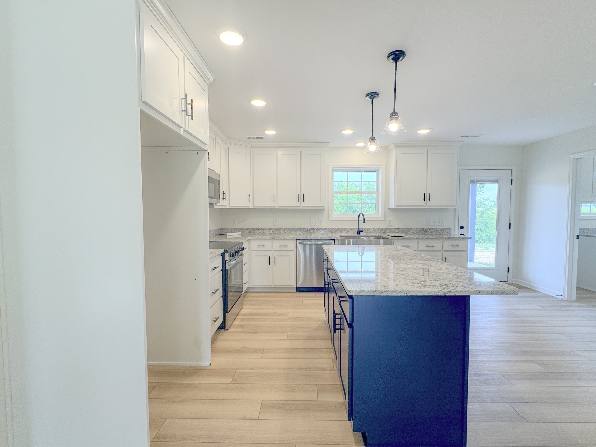 4701 Scottsville Road Lafayette, TN 37083 - Photo 12 of 42