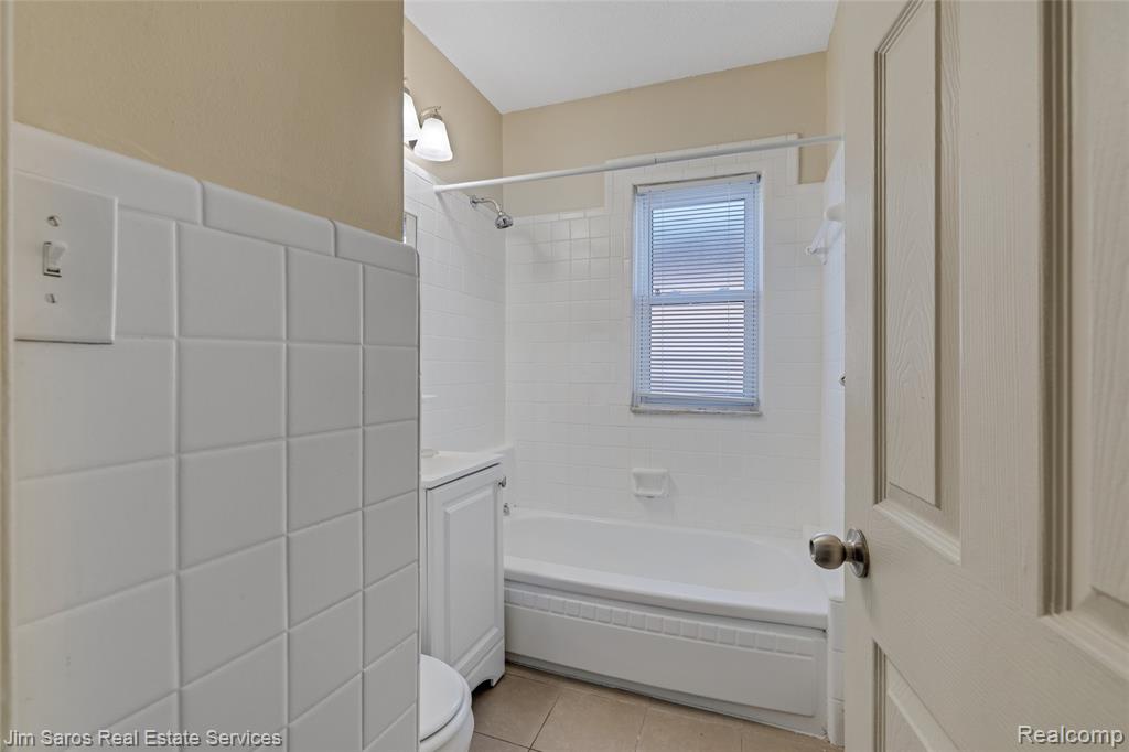 926-928 Nottingham Road Grosse Pointe Park, MI 48230 - Photo 40 of 51