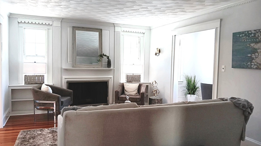 14-16 Cotter Road, Unit 2 Newton, MA 02468 - Photo 1 of 6 Gallery Image 1