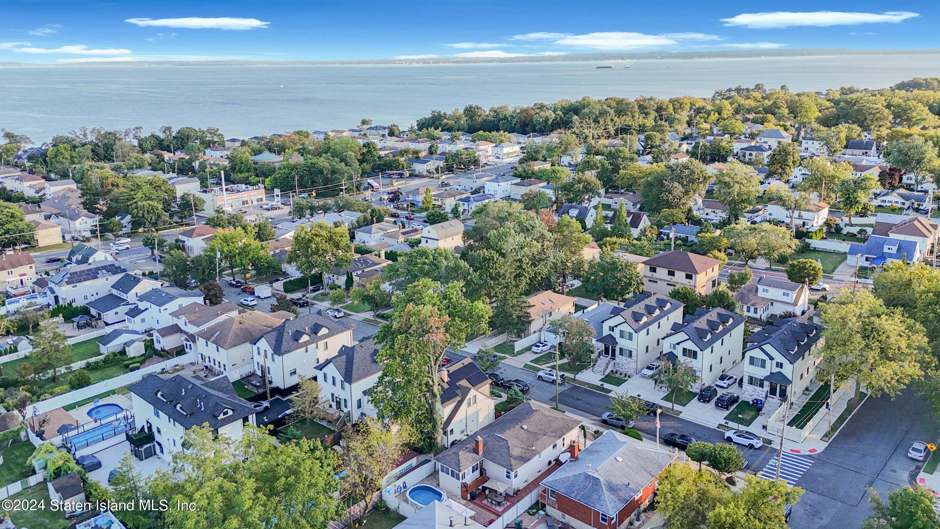 53 Ridgecrest Avenue Staten Island, NY 10312 - Photo 45 of 45 Photo Nov 02 2023, 9 31 37 AM