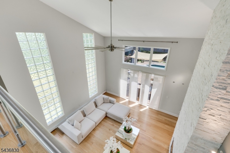 16 Perona Road Andover, NJ 07821 - Photo 4 of 29