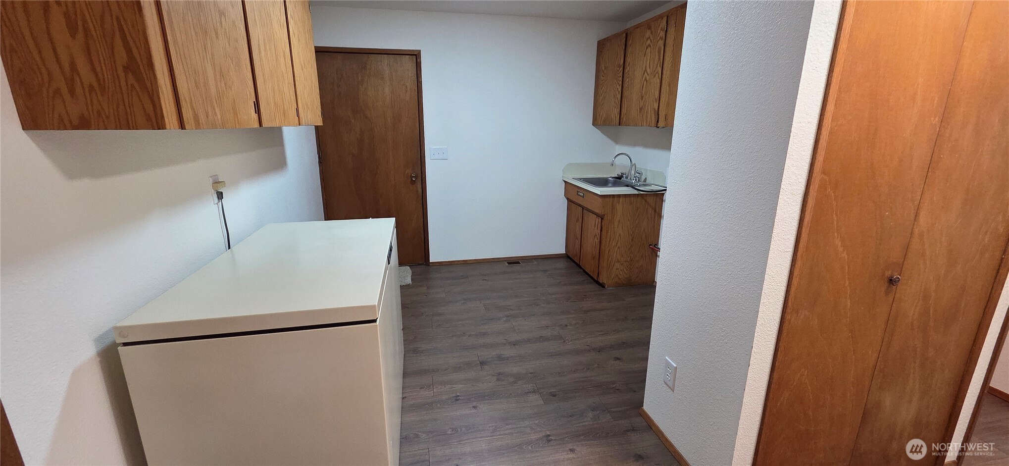 665 Wannacut Lake Road Oroville, WA 98844 - Photo 17 of 32