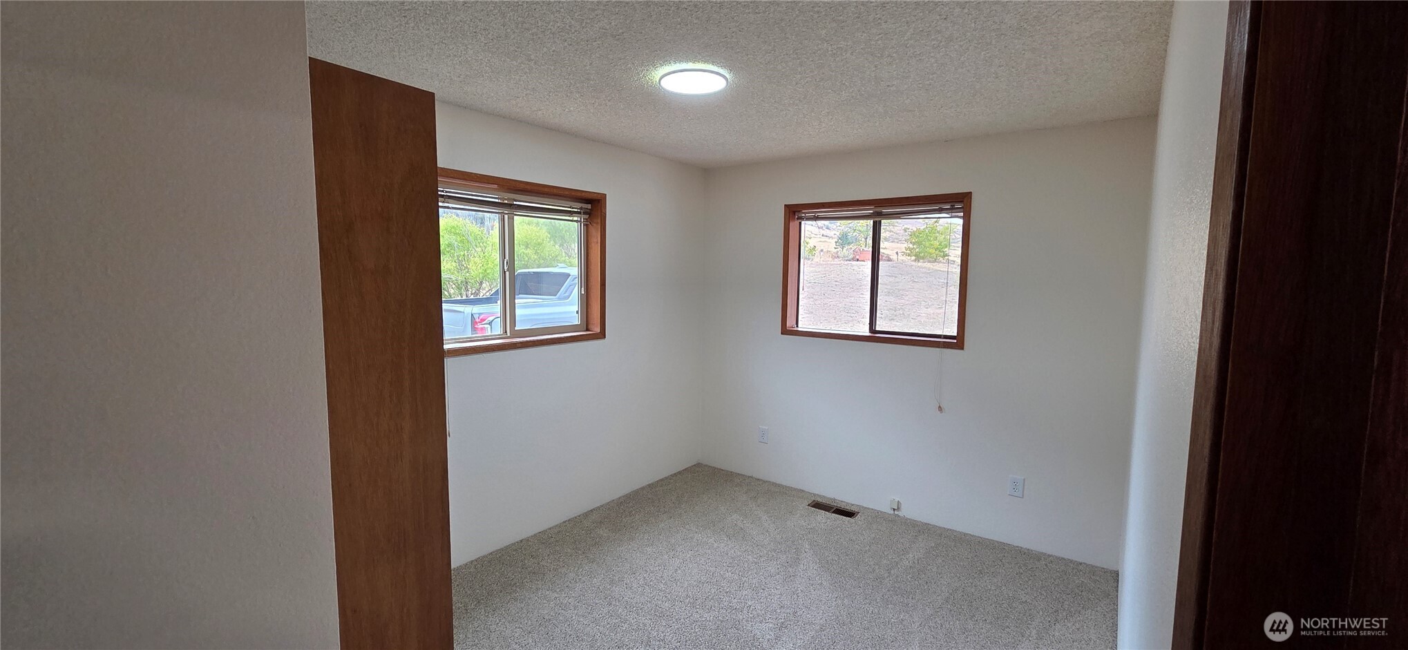 665 Wannacut Lake Road Oroville, WA 98844 - Photo 19 of 32