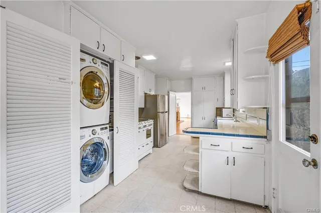 $6,500 | 2007 Glenneyre Street, Laguna Beach, CA 92651