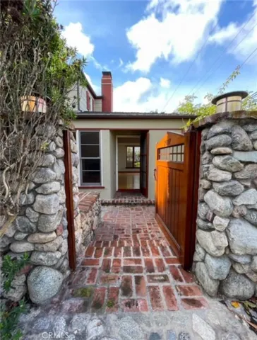 $6,500 | 2007 Glenneyre Street, Laguna Beach, CA 92651