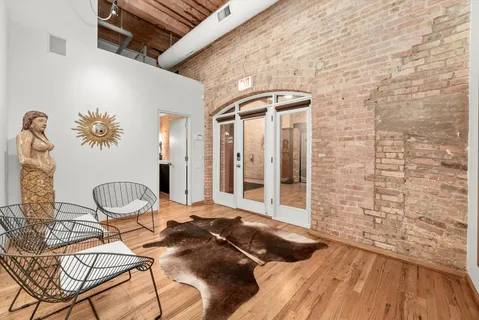 $650,000 | 1327 West Washington Boulevard, Unit 106, Chicago, IL 60607