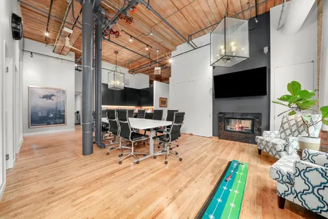 $650,000 | 1327 West Washington Boulevard, Unit 106, Chicago, IL 60607