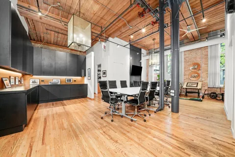 $650,000 | 1327 West Washington Boulevard, Unit 106, Chicago, IL 60607