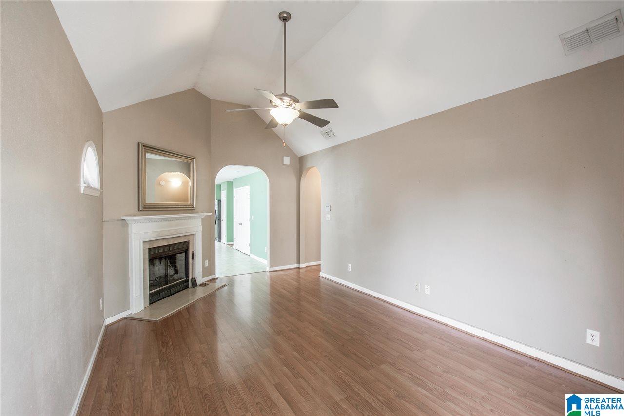 133 Mayfair Lane Calera, AL 35040 - Photo 5 of 26