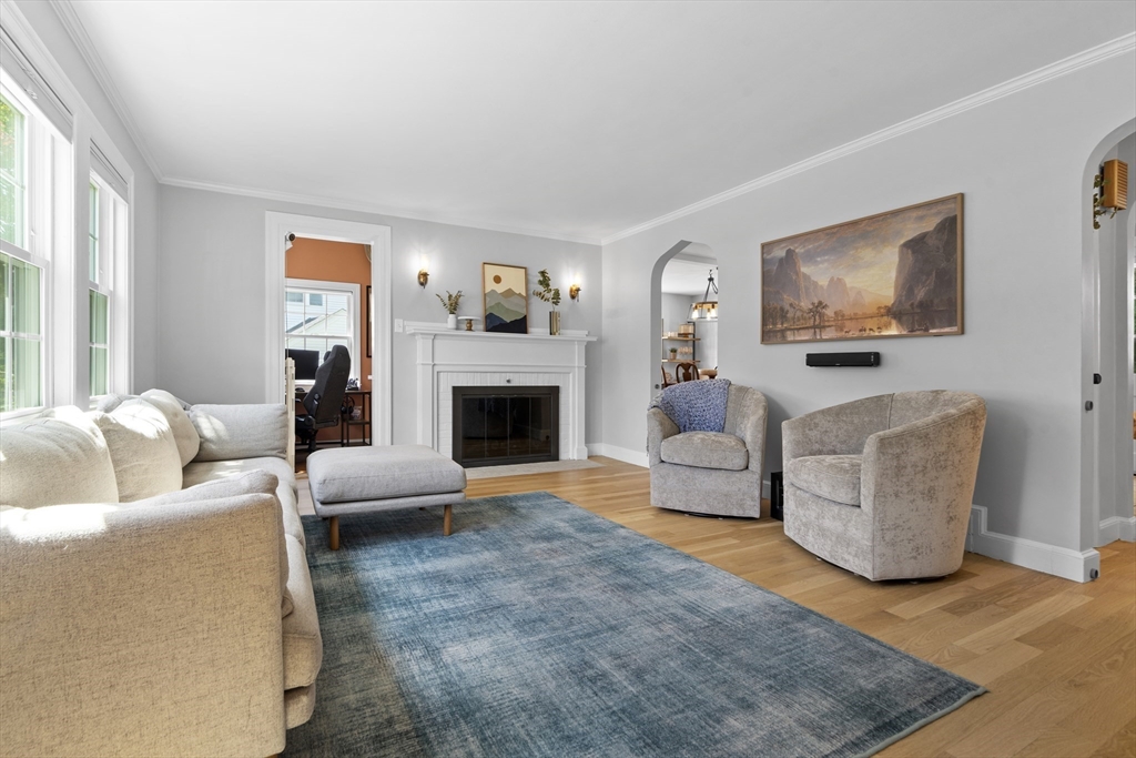 230 Beal Road Waltham, MA 02453 - Photo 5 of 37 Gallery Image 5