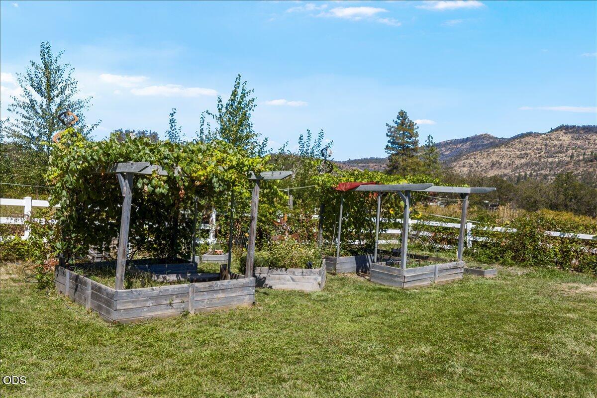 120 Hammel Road Eagle Point, OR 97524 - Photo 49 of 50 Gallery Image 49