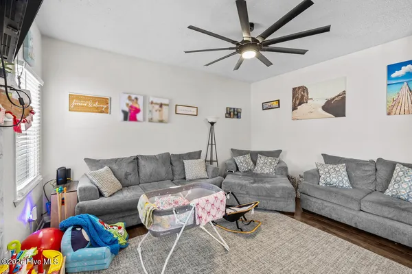 $219,000 | 900 Dandridge Drive, Fayetteville, NC 28303