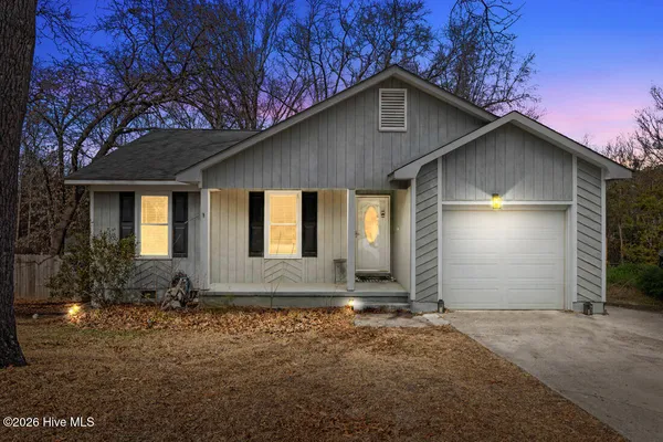 $219,000 | 900 Dandridge Drive, Fayetteville, NC 28303