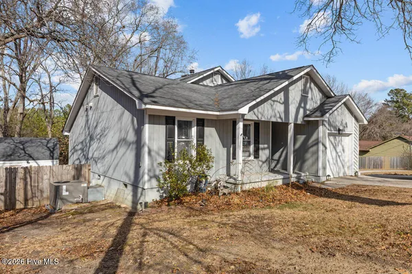 $219,000 | 900 Dandridge Drive, Fayetteville, NC 28303