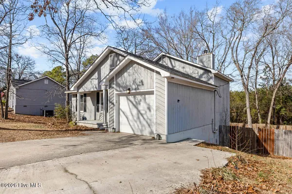 $219,000 | 900 Dandridge Drive, Fayetteville, NC 28303