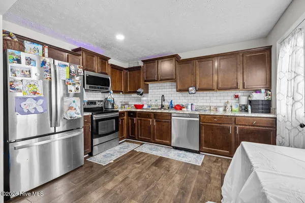 $219,000 | 900 Dandridge Drive, Fayetteville, NC 28303