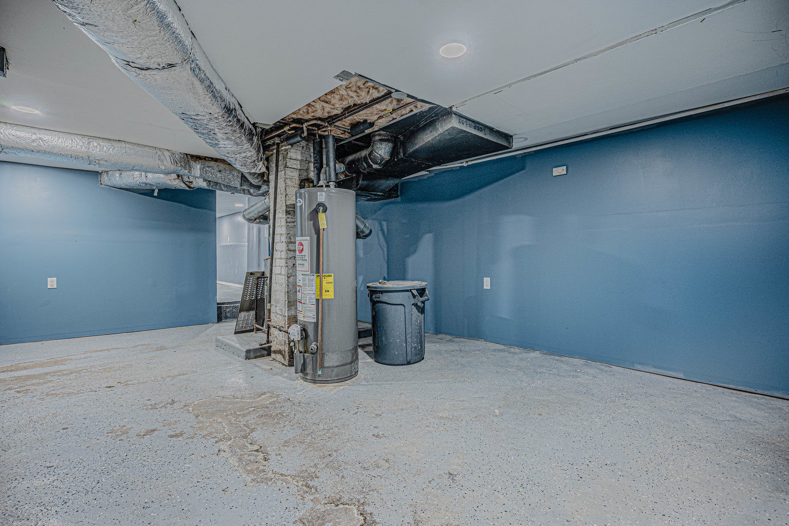 643 Wing Street Elgin, IL 60123 - Photo 15 of 29