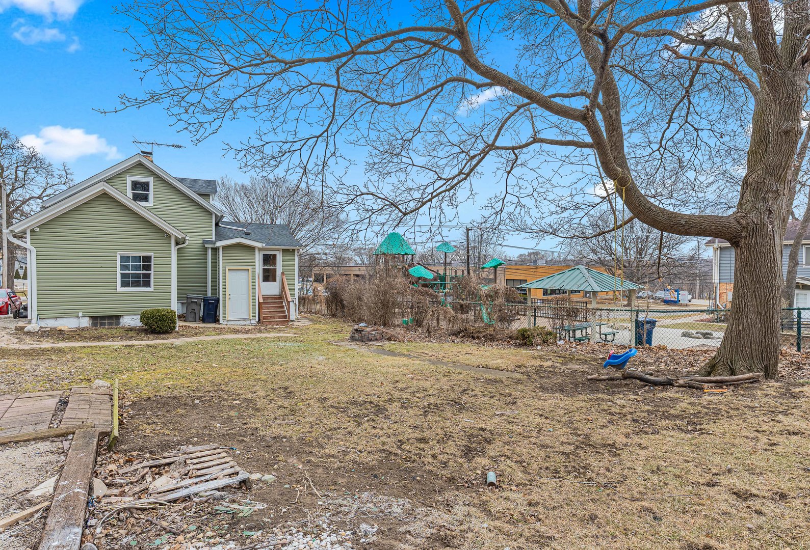 643 Wing Street Elgin, IL 60123 - Photo 22 of 29