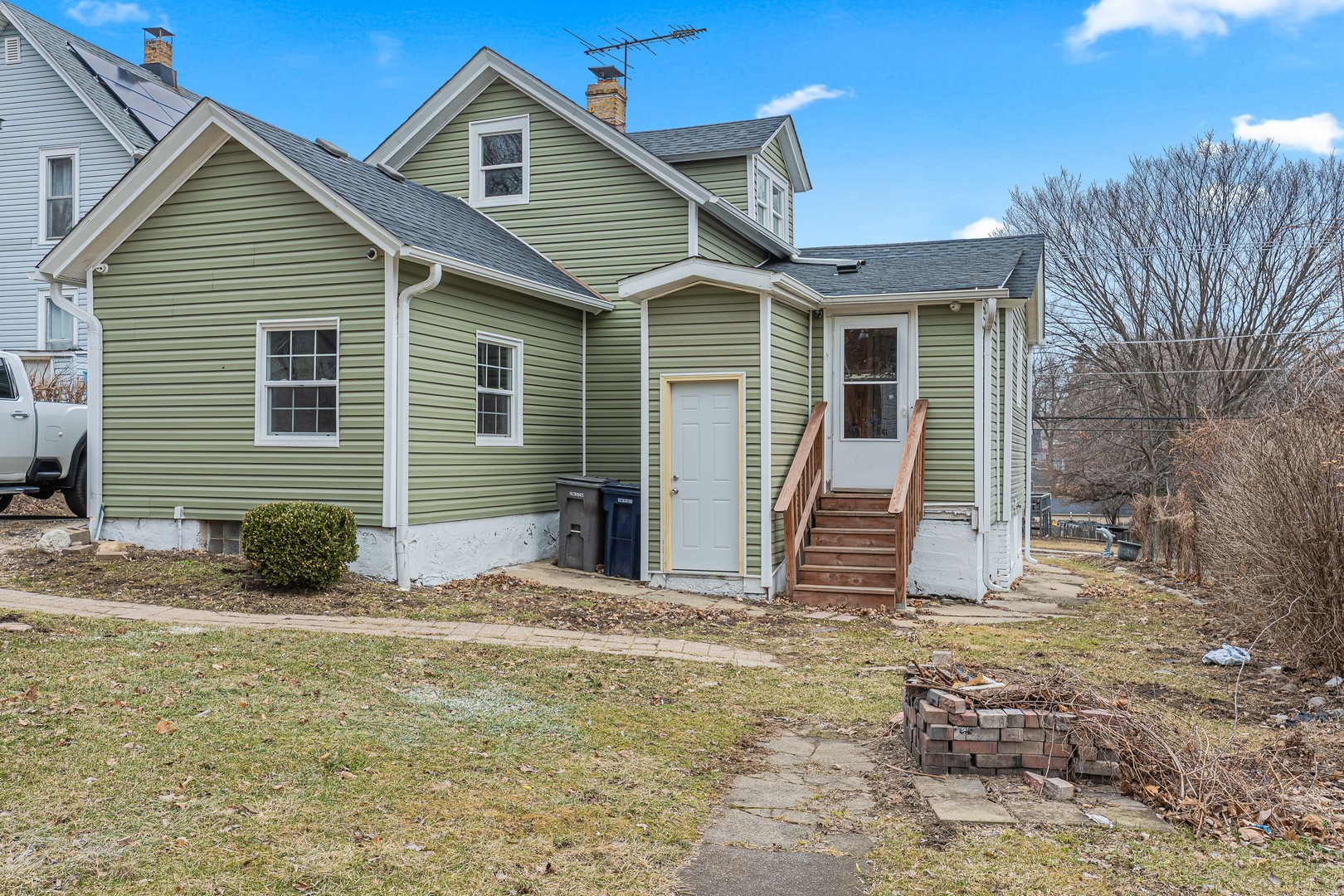 643 Wing Street Elgin, IL 60123 - Photo 23 of 29