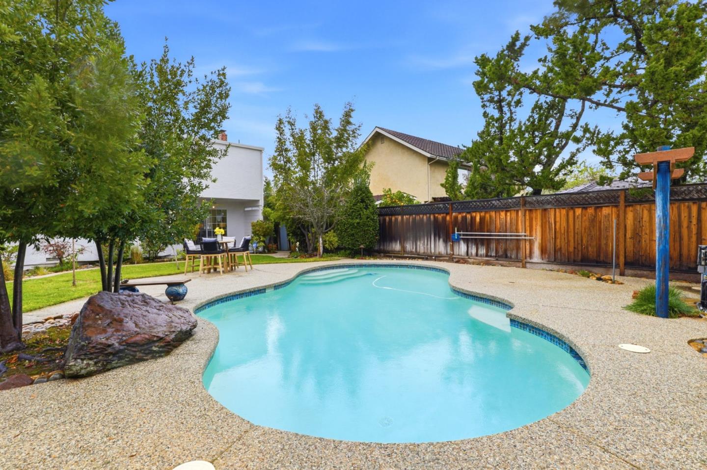 9130 Rancho Hills Drive Gilroy, CA 95020 - Photo 27 of 39