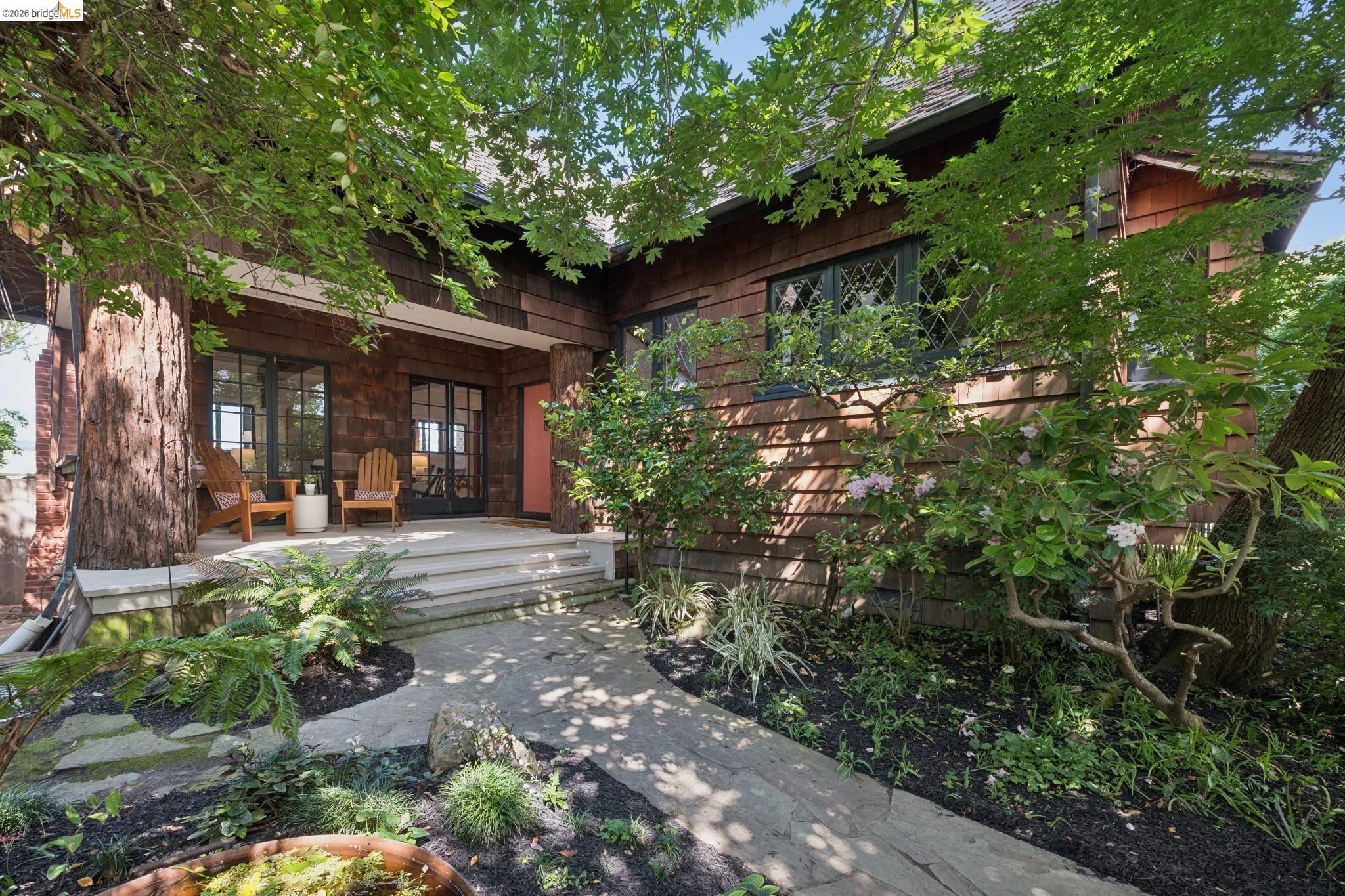 17 Eucalyptus Road Berkeley, CA 94705 - Photo 7 of 65