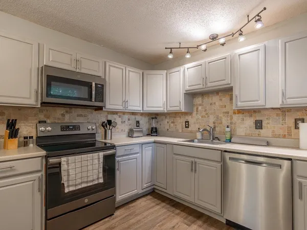 $329,900 | 147 Cub Lane, McGaheysville, VA 22840