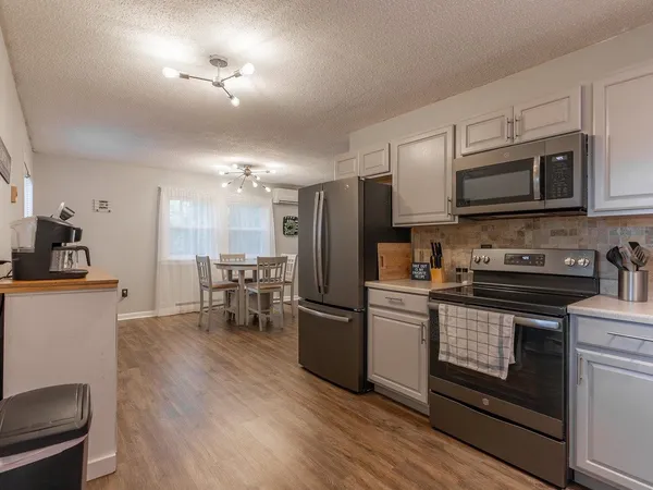 $329,900 | 147 Cub Lane, McGaheysville, VA 22840