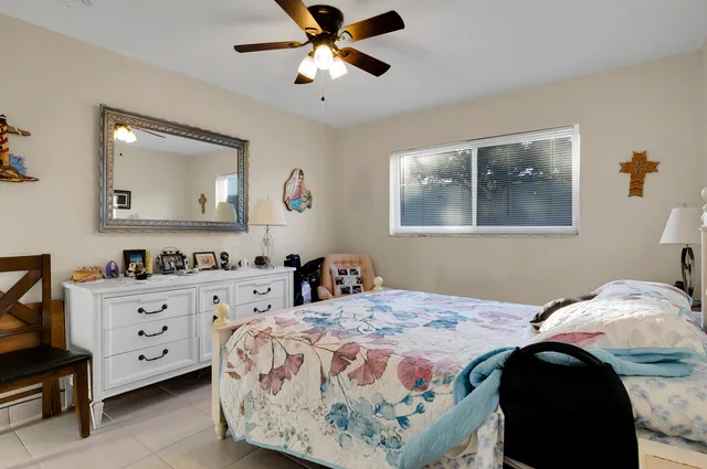 $149,900 | 2100 Northeast 38th Street, Unit 135, Lighthouse Point, FL 33064