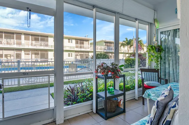 $149,900 | 2100 Northeast 38th Street, Unit 135, Lighthouse Point, FL 33064