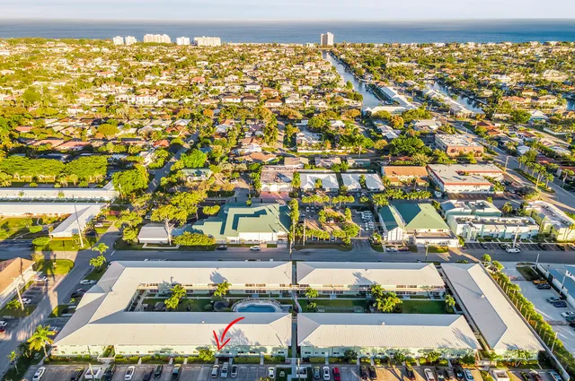 $149,900 | 2100 Northeast 38th Street, Unit 135, Lighthouse Point, FL 33064