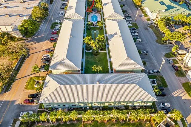 $149,900 | 2100 Northeast 38th Street, Unit 135, Lighthouse Point, FL 33064